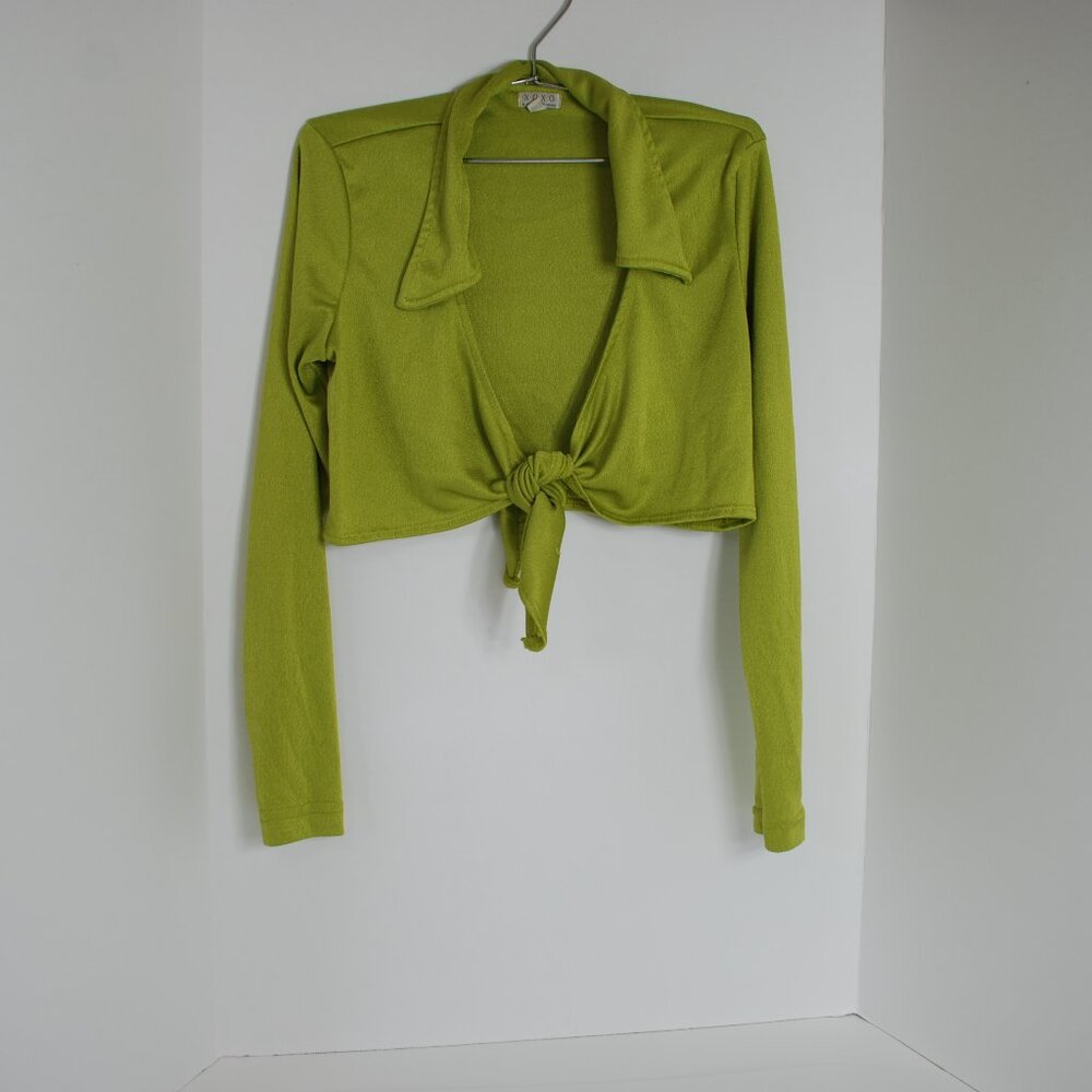 XOXO Green, long-sleeved crop top, knotted at the front.